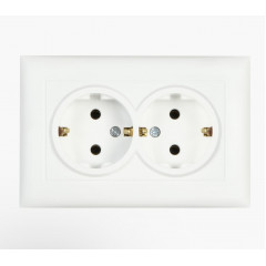 Almera BATI Розетка подвійна з заземленням біла