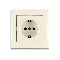 ERSTE Розетка з заземленням кремова 9202-42 C